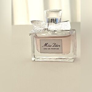 Authentic Miss Dior Eau De Parfum.